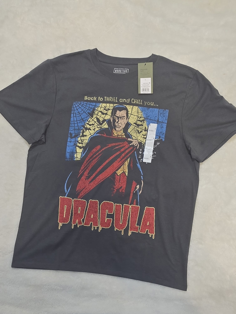 Universal Monsters "Dracula" Men's Graphic T-Shirt
